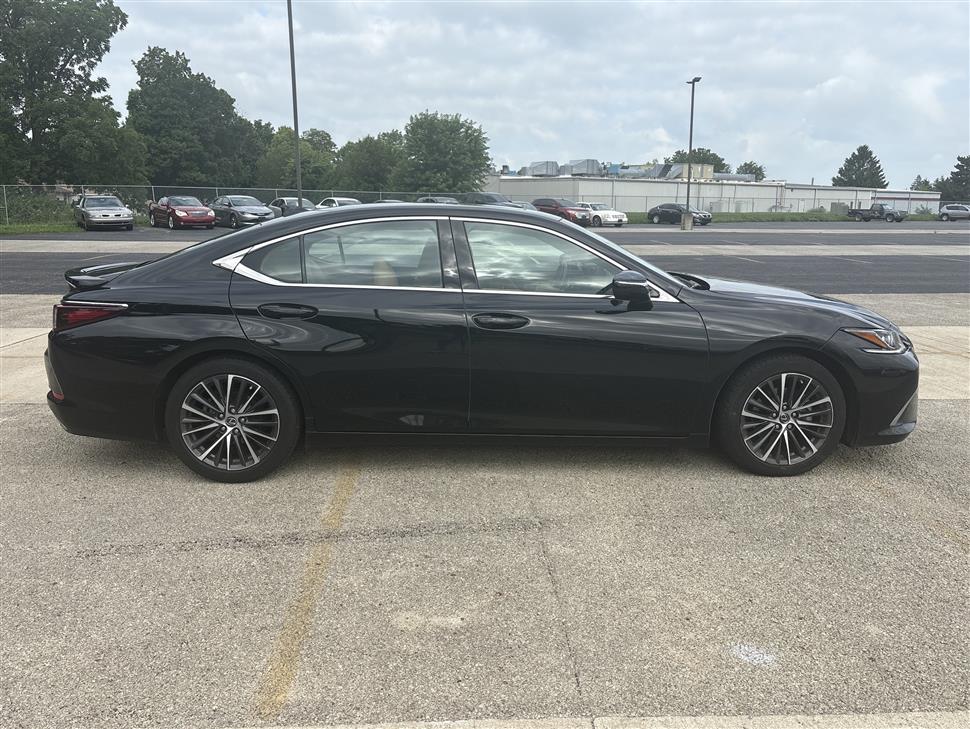 2023 Lexus ES 350 for sale in Cincinnati, Ohio