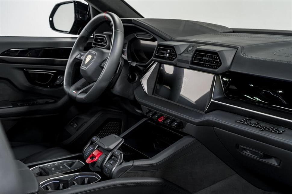 2025 Lamborghini Urus for sale in studio city, California