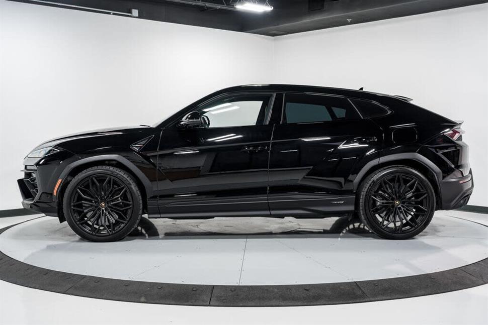 2025 Lamborghini Urus for sale in studio city, California
