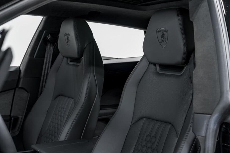 2025 Lamborghini Urus for sale in studio city, California