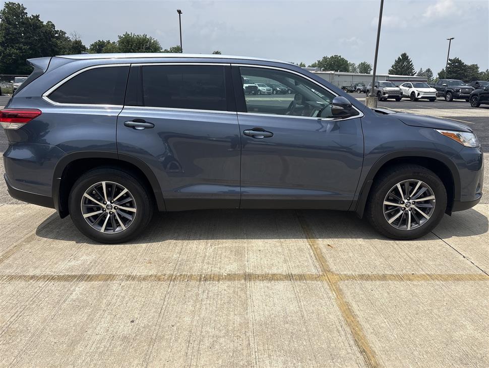 2019 Toyota Highlander for sale in Cincinnati, Ohio