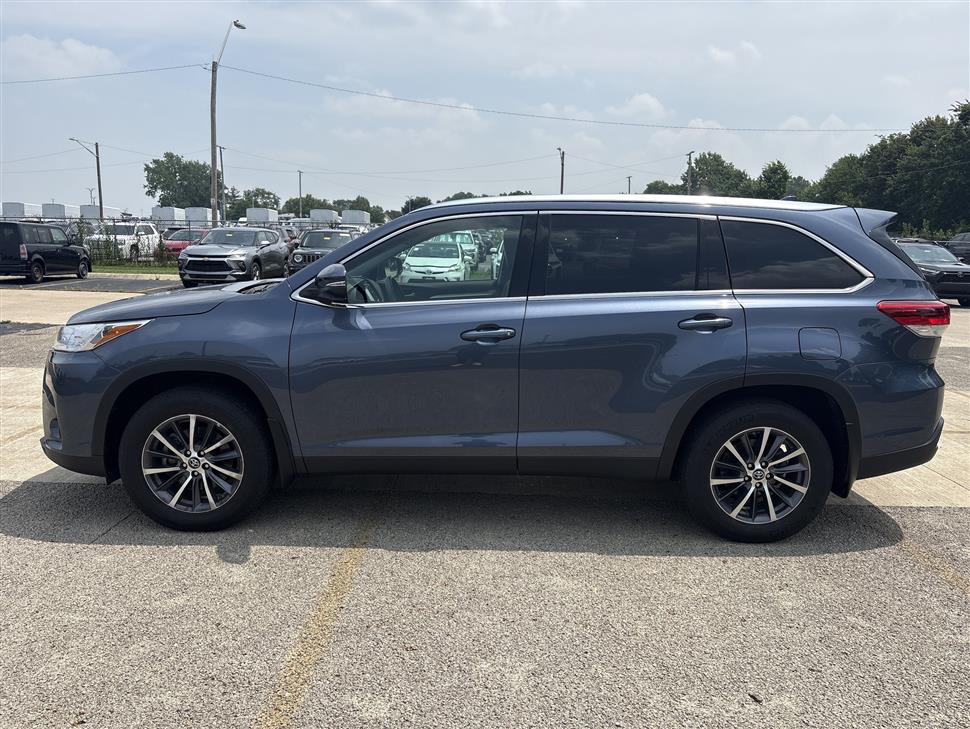2019 Toyota Highlander for sale in Cincinnati, Ohio